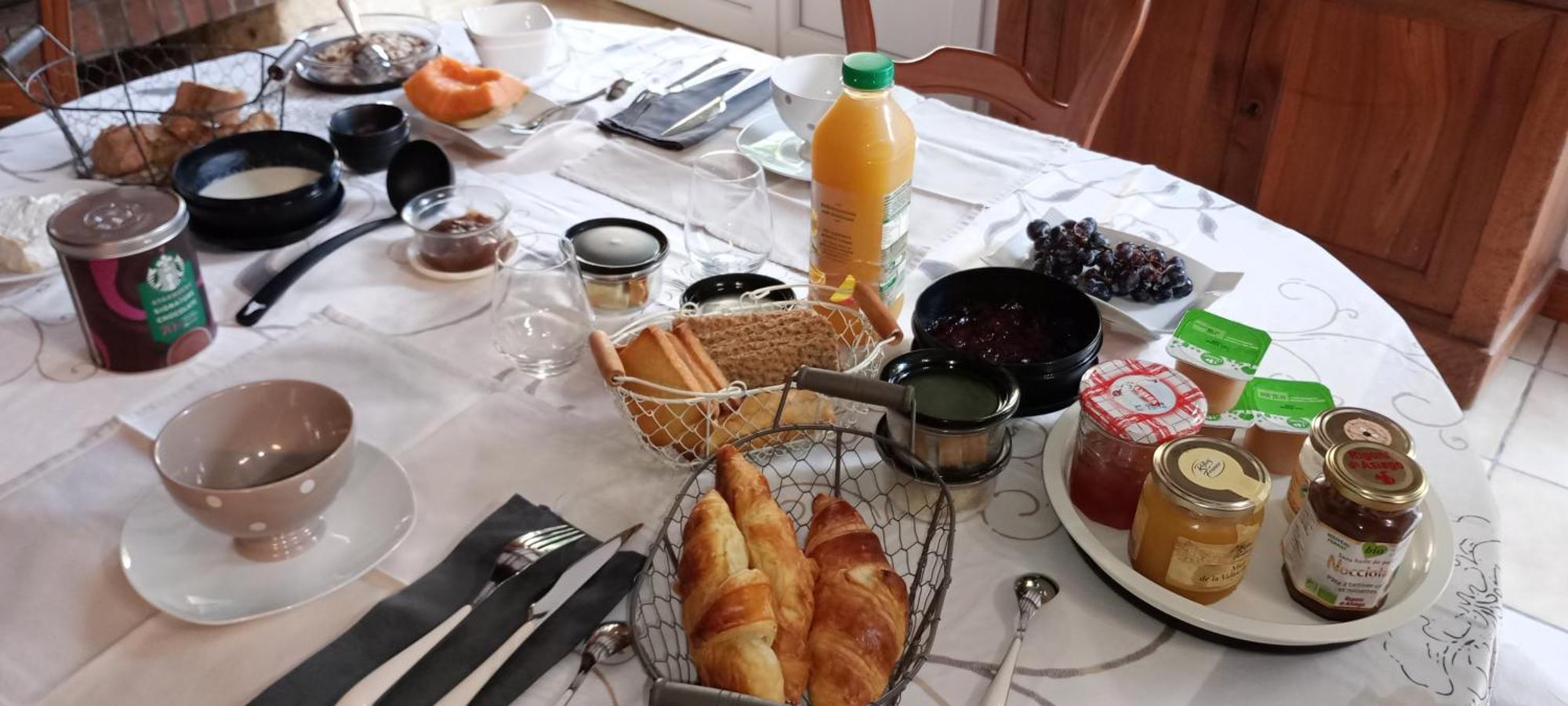 Les Id De Saint Emilion Acomodação com café da manhã Exterior foto